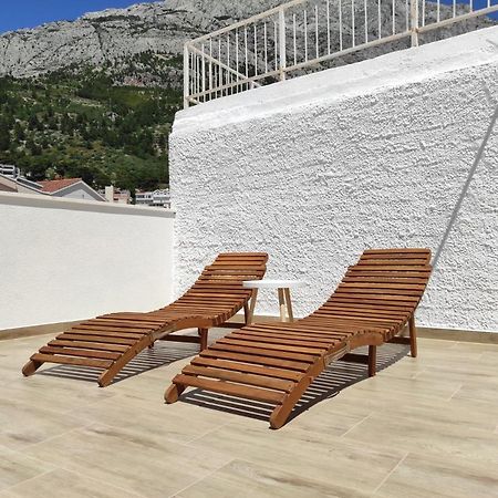 Private Bedroom With Bathroom Baška Voda Екстериор снимка