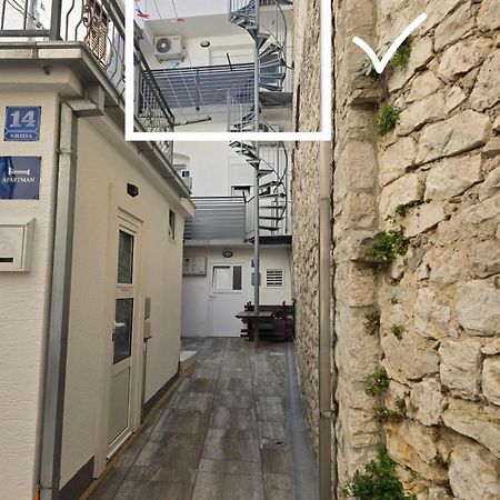 Private Bedroom With Bathroom Baška Voda Екстериор снимка